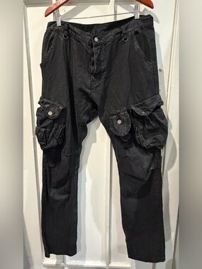 MNML Black Cargo Pants with Multi-Pocket Utility Design